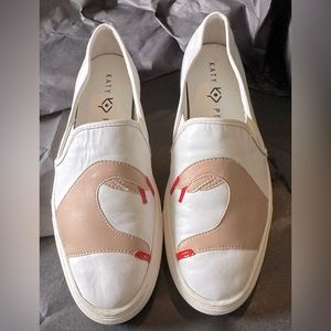 Katy Perry “The Heart” Slip-on Low Top Sneakers 6.5